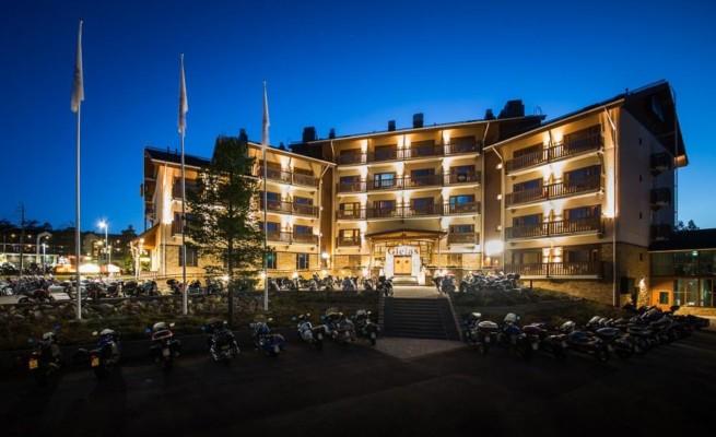 Sannta's Hotel Tunturi Jänkhällä Jytisee