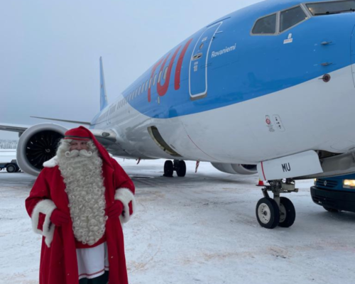Santa Claus with TUI's new Boeing
