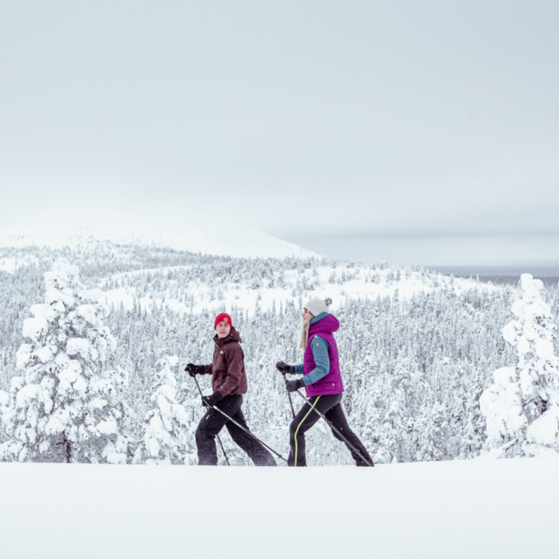 Luostolla voit nauttia hiihdosta kauniissa Pyhä-Luoston kansallispuiston maisemissa