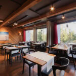 Restaurant Aurora seating area
