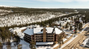 Santa's Hotel Tunturi ilmasta käsin katsottuna