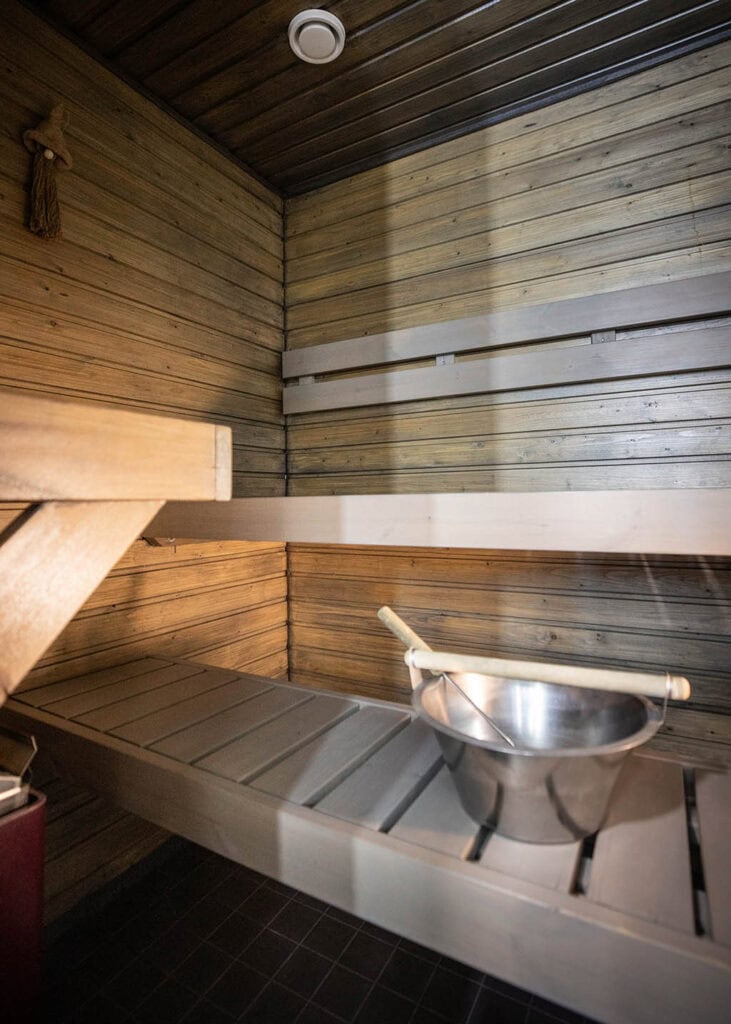 Tunturin Kontio Deluxe -huoneen sauna